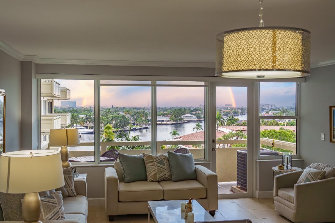 3200 NE 36th St 712A