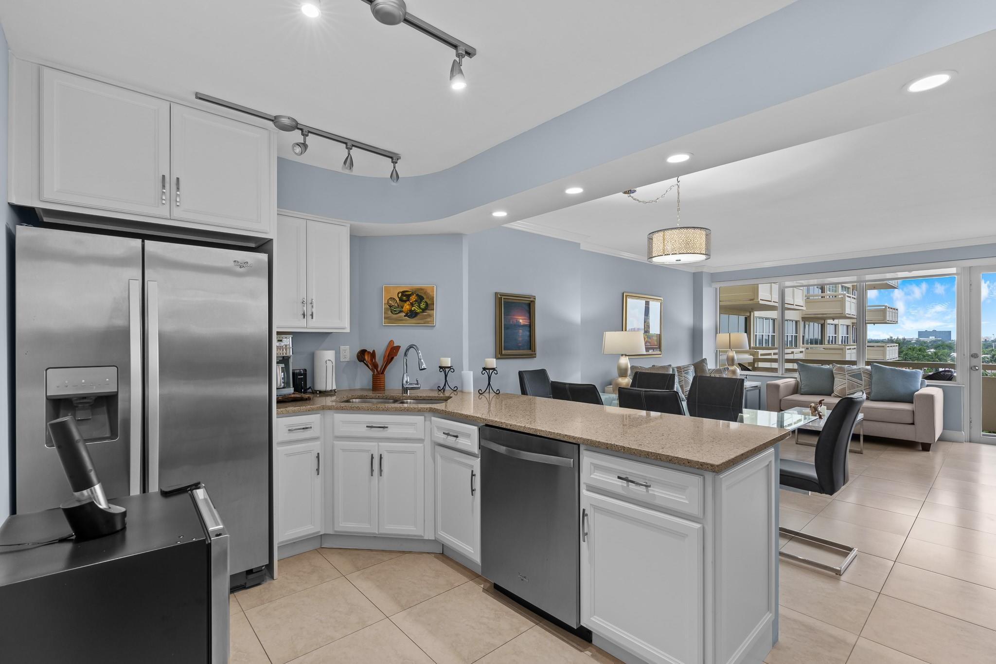 3200 NE 36th St 712A