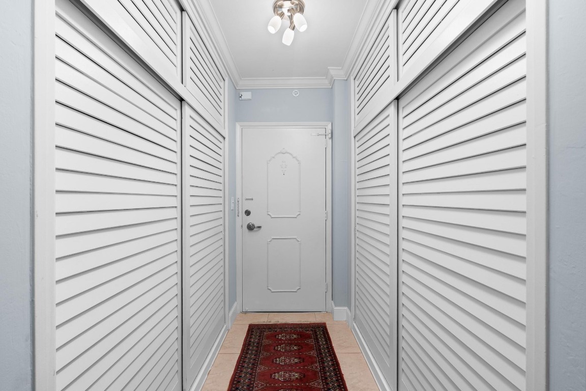 3200 NE 36th St 712A