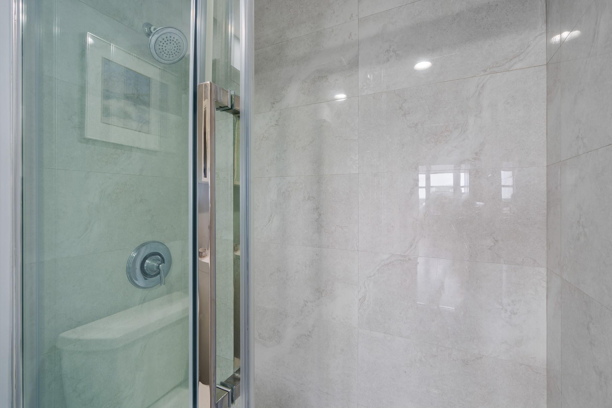 3200 NE 36th St 712A