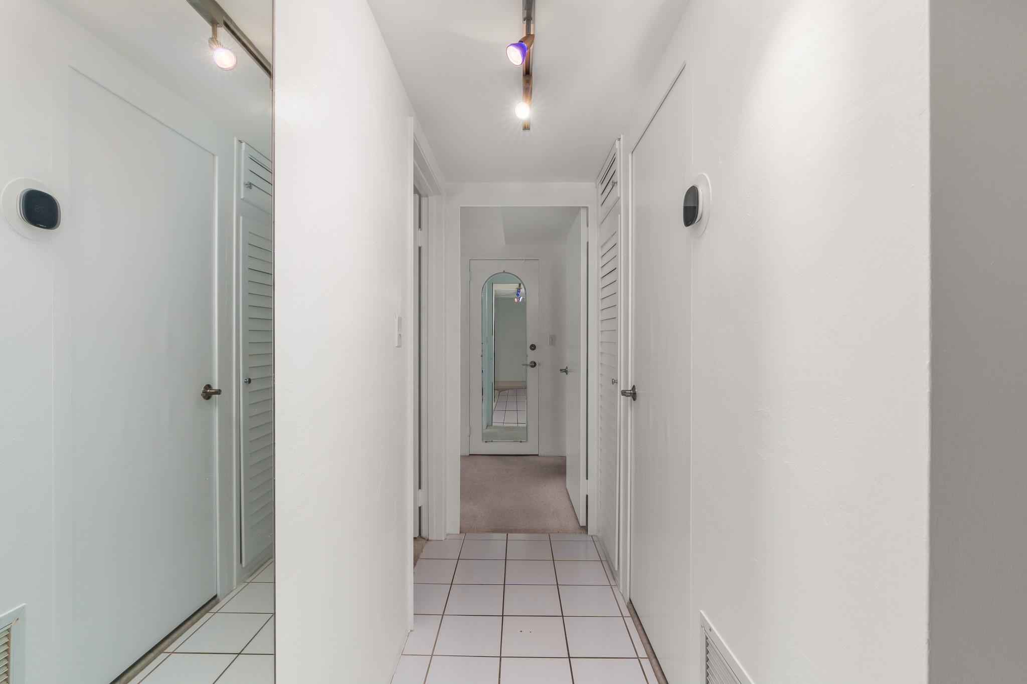 3233 NE 34th St 1204