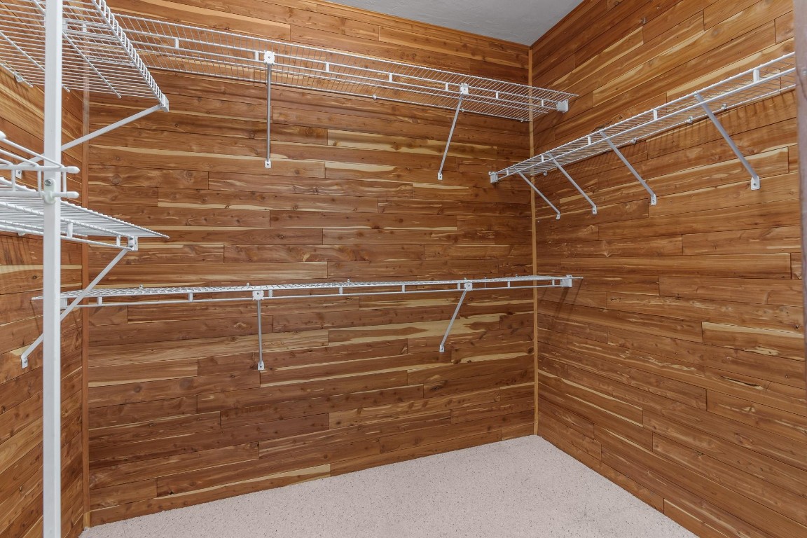 3233 NE 34th St 1204