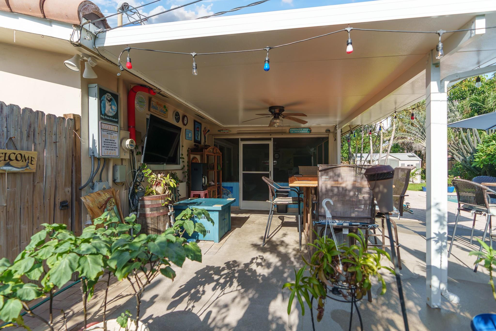 1371 NE 23rd Ct