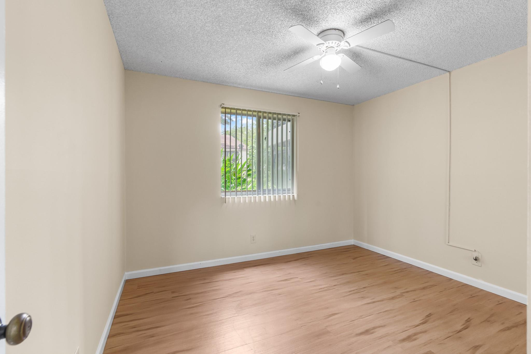 707 N Gardens Dr 101