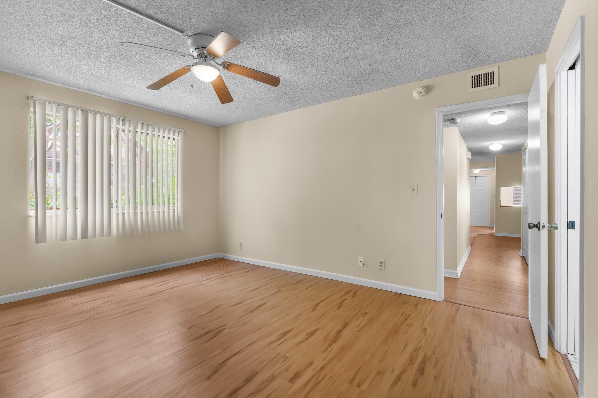 707 N Gardens Dr 101