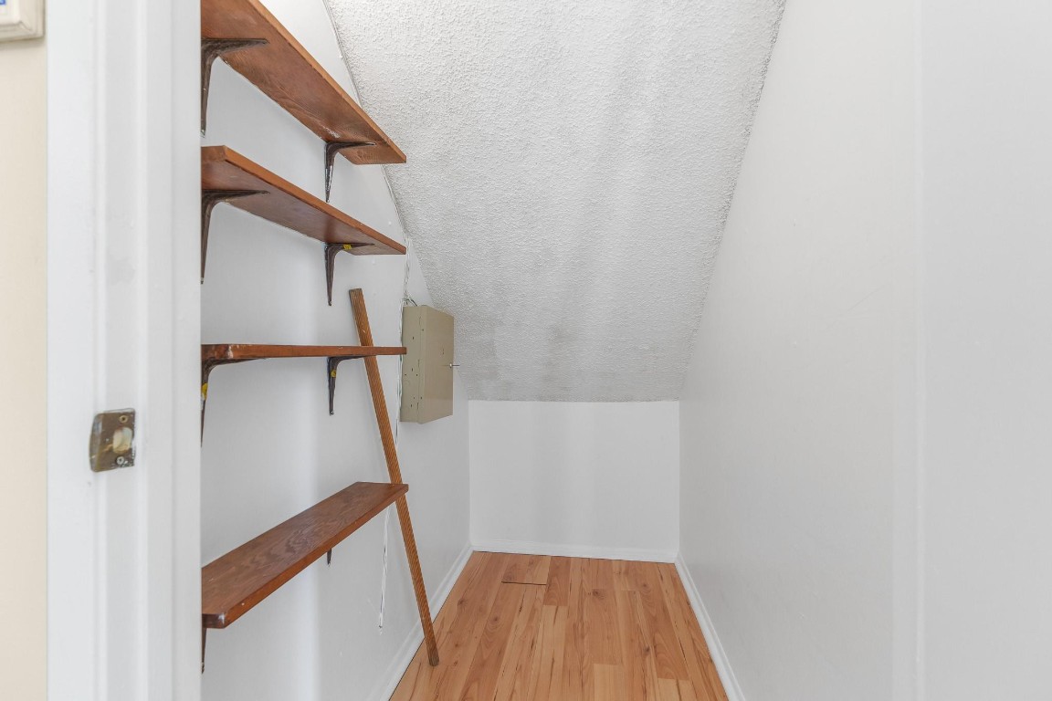 707 N Gardens Dr 101