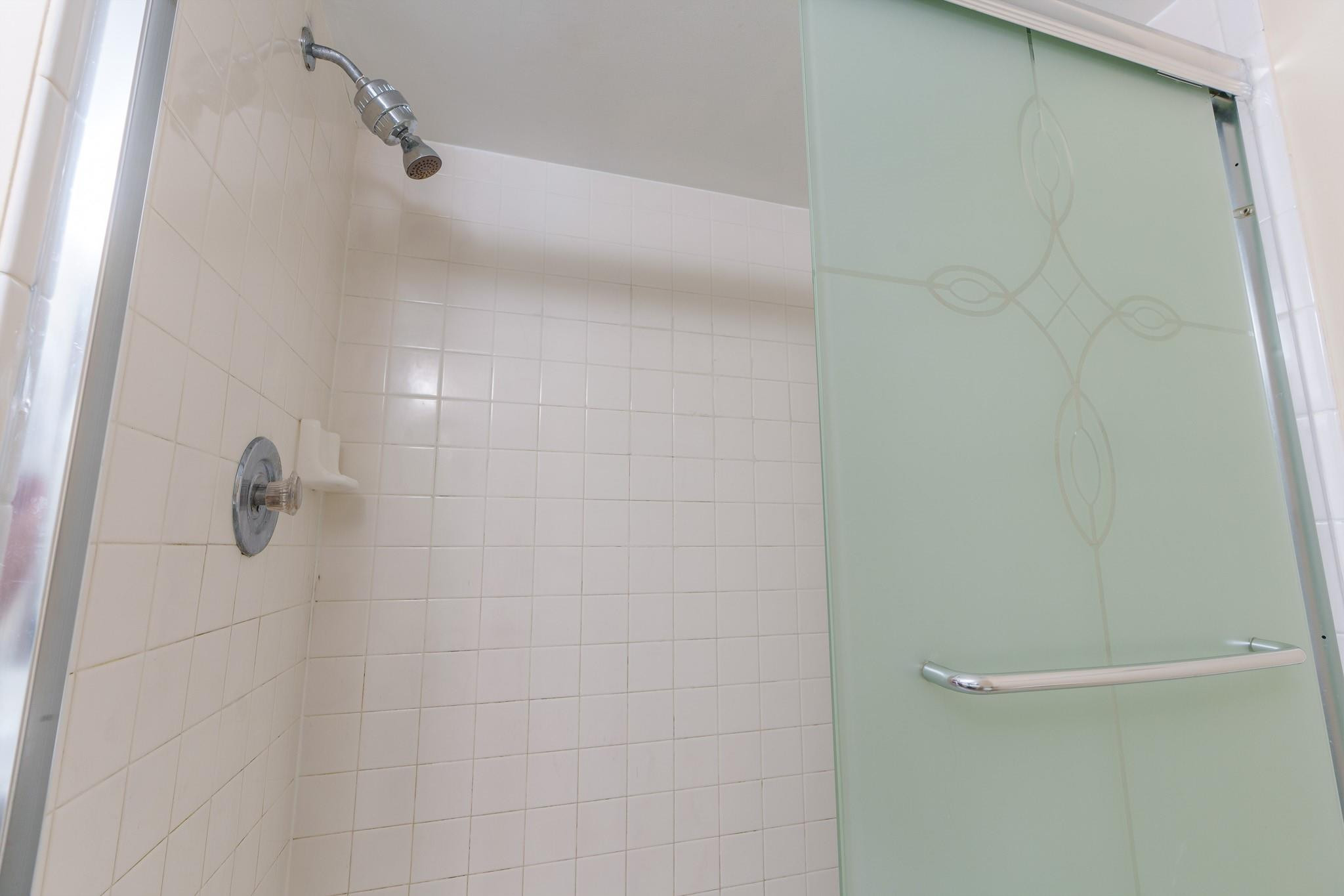 707 N Gardens Dr 101