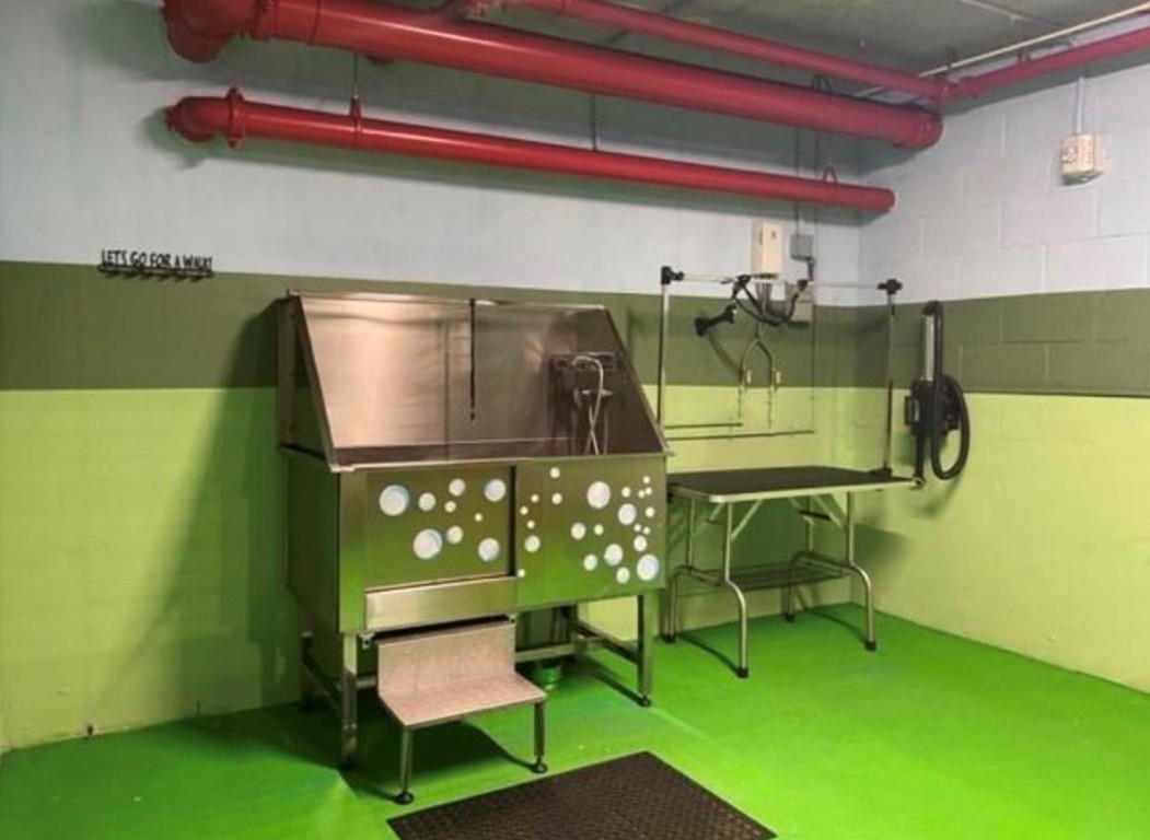 301 Altara Ave UPH1007