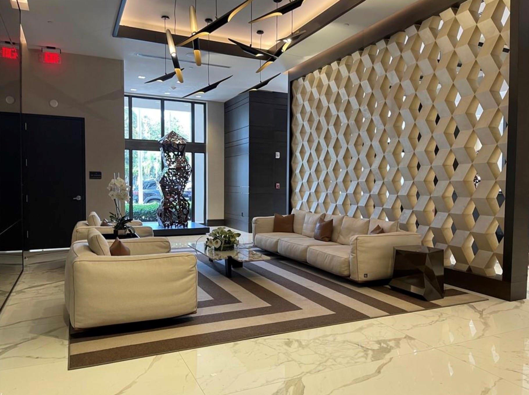 301 Altara Ave UPH1007