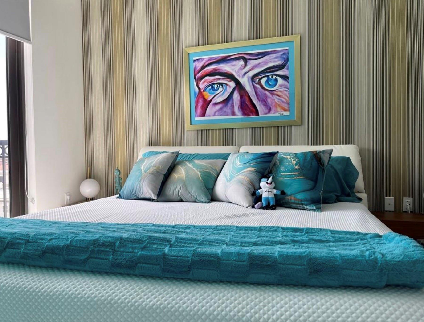 301 Altara Ave UPH1007