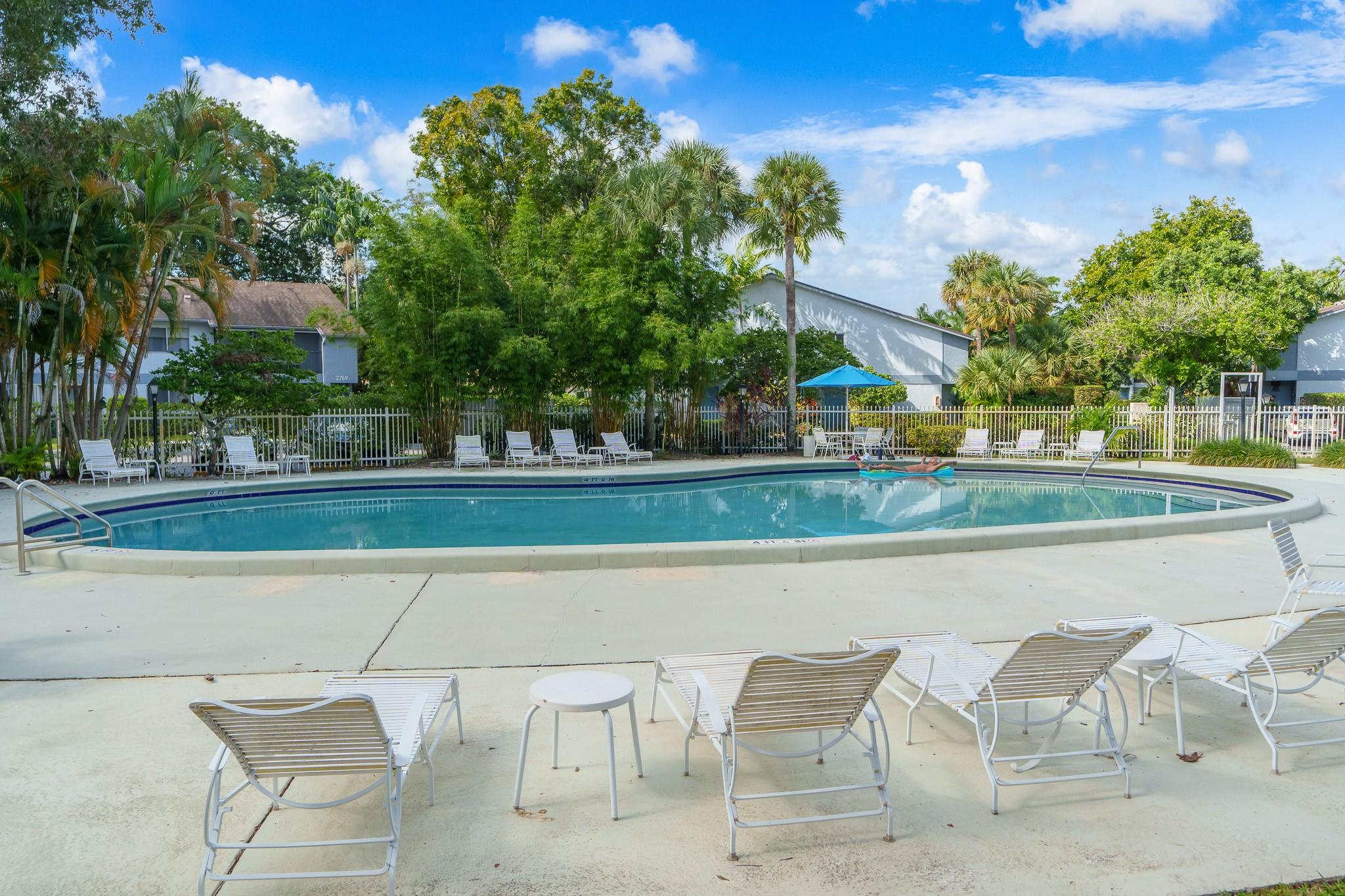 2741 S Oakland Forest Dr 104