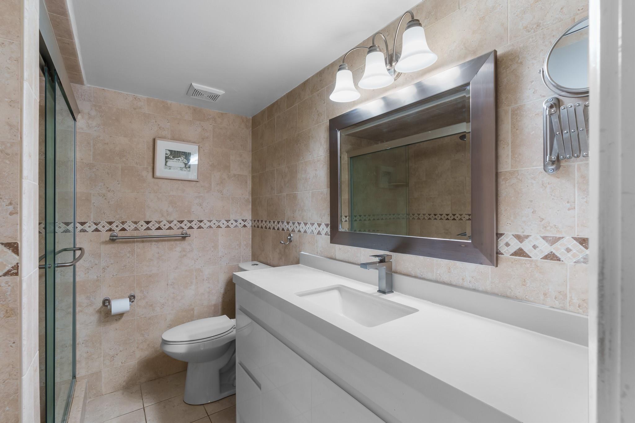 2741 S Oakland Forest Dr 104