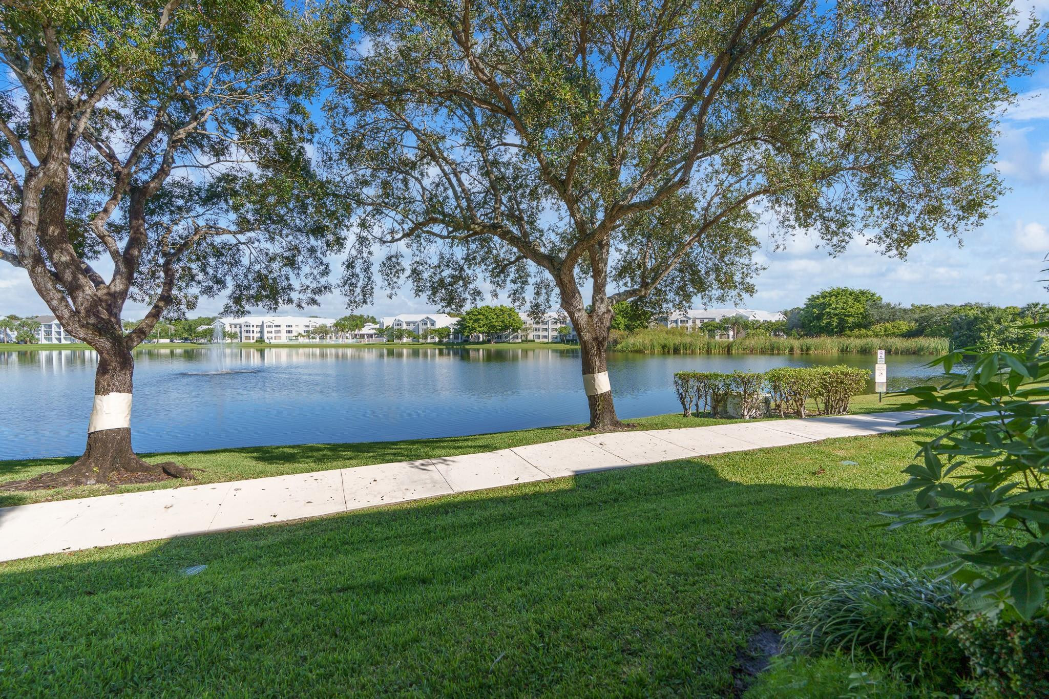 2741 S Oakland Forest Dr 104