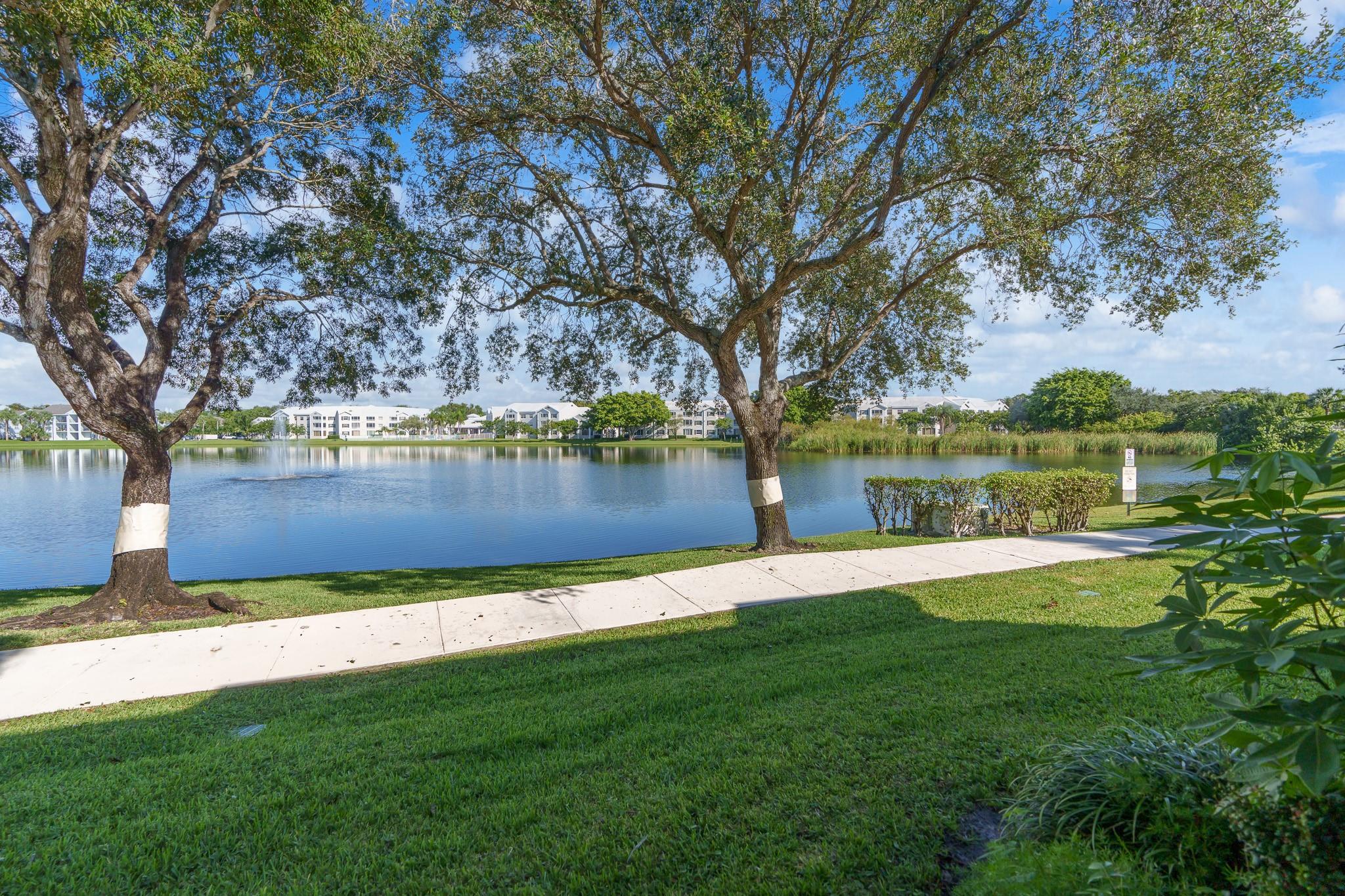 2741 S Oakland Forest Dr 104