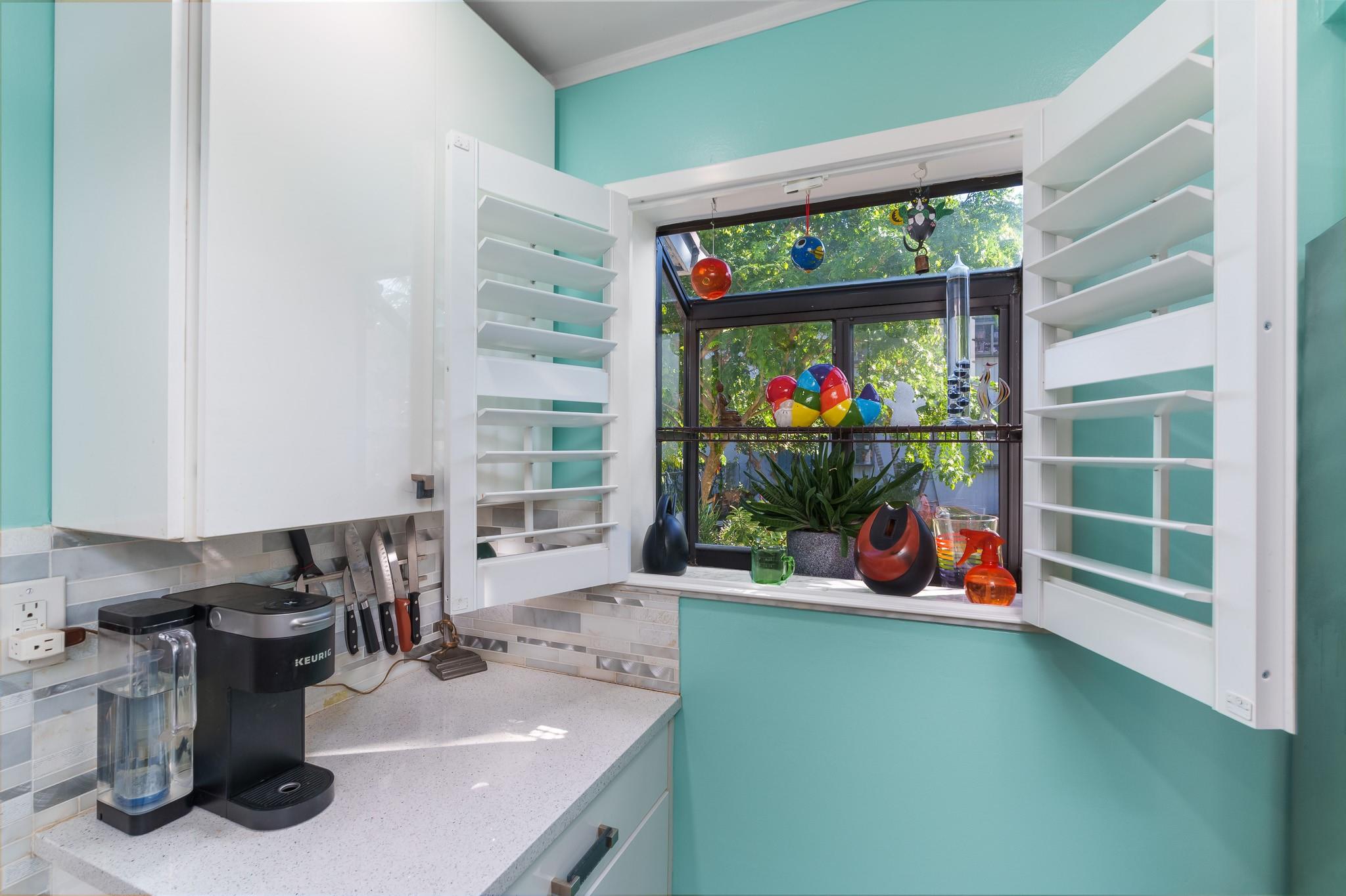 2741 S Oakland Forest Dr 104