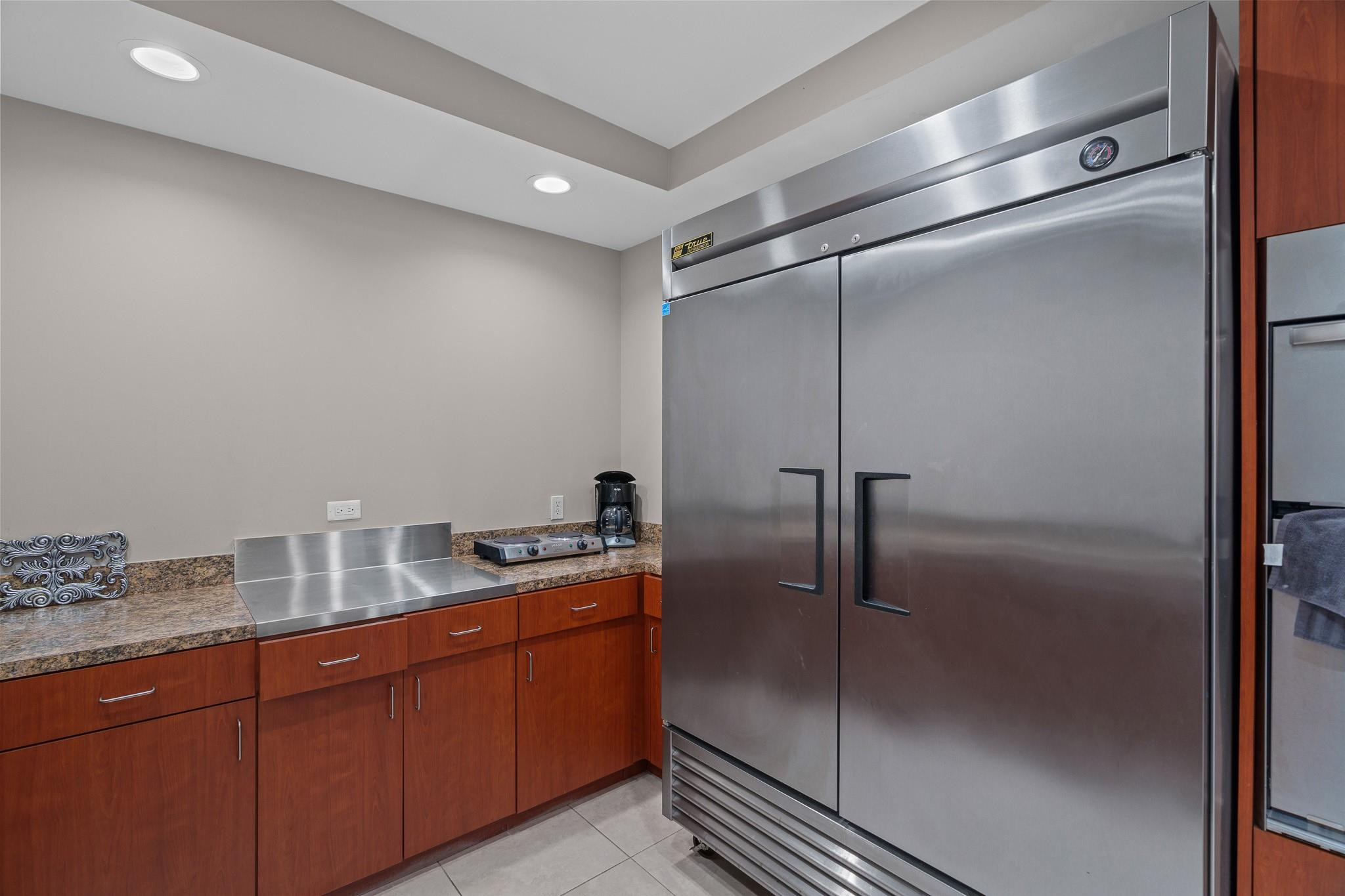 3300 NE 36th St 1107