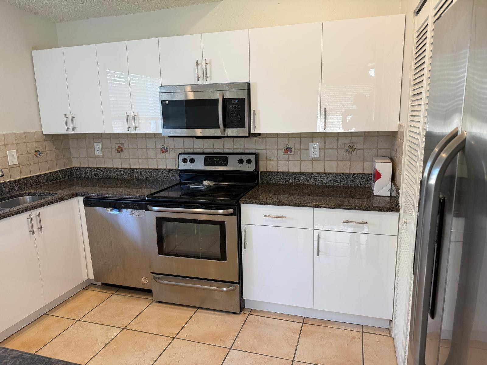 780 NW 106th Ave B1-2