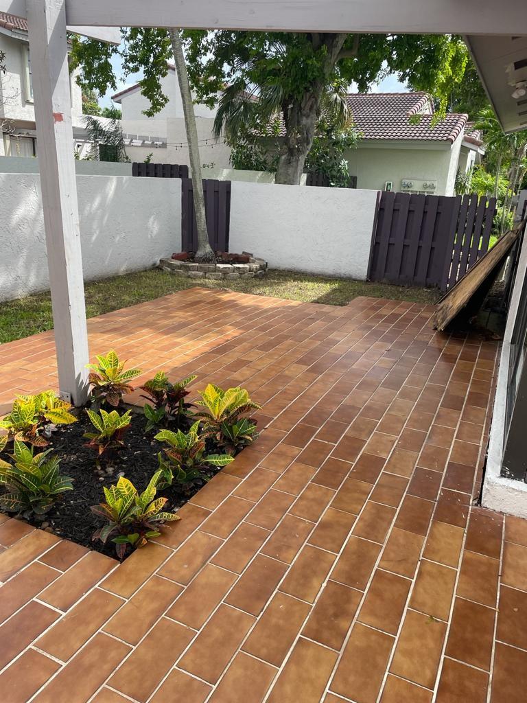 780 NW 106th Ave B1-2