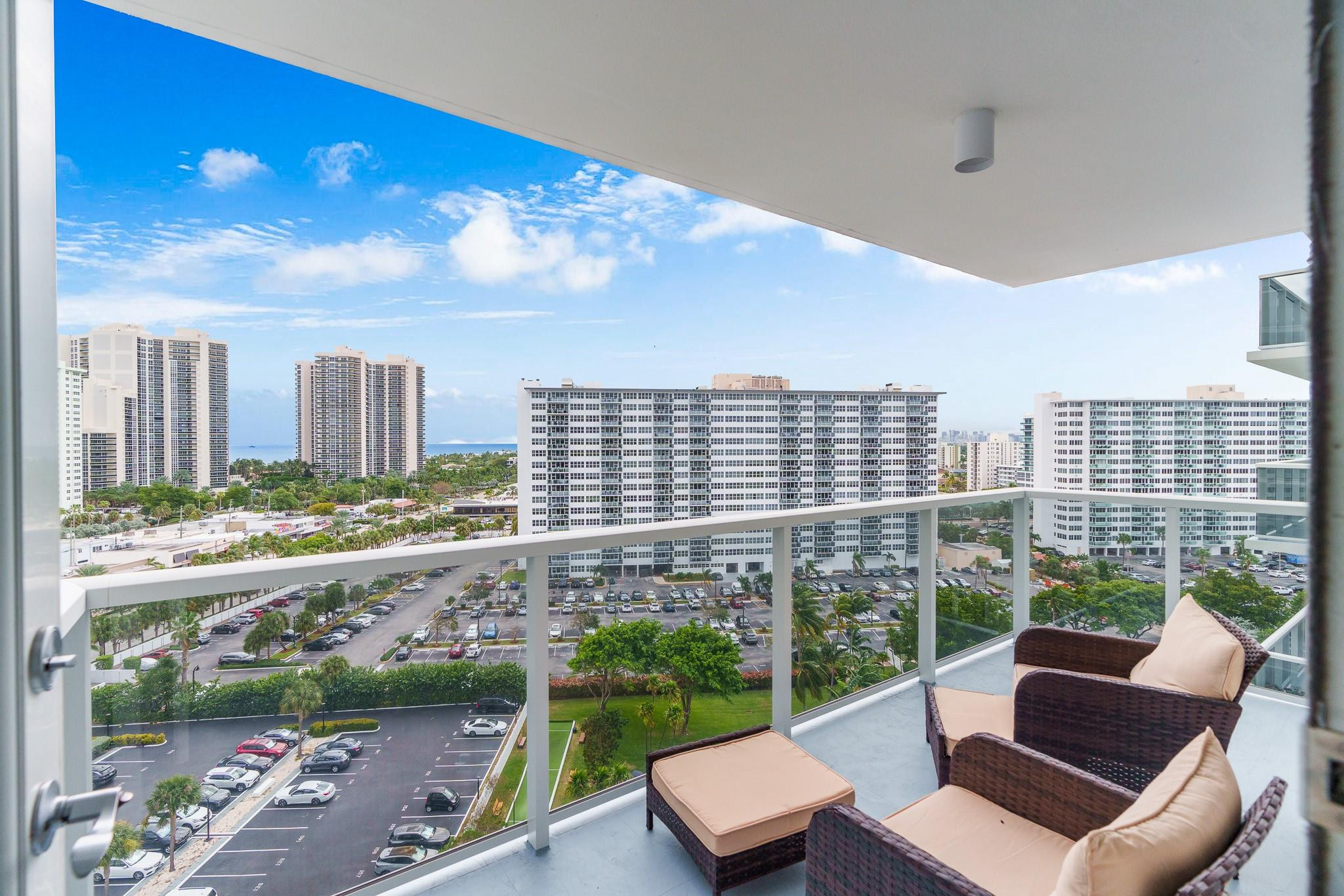 3300 NE 36th St 1220