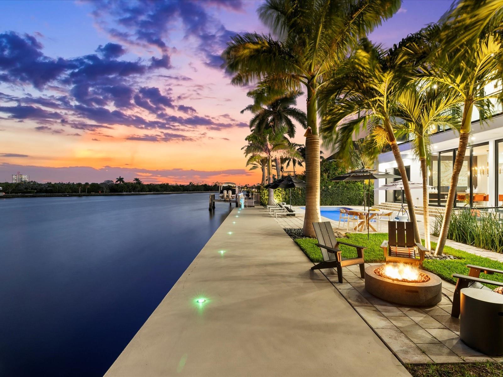 2210 Intracoastal Dr