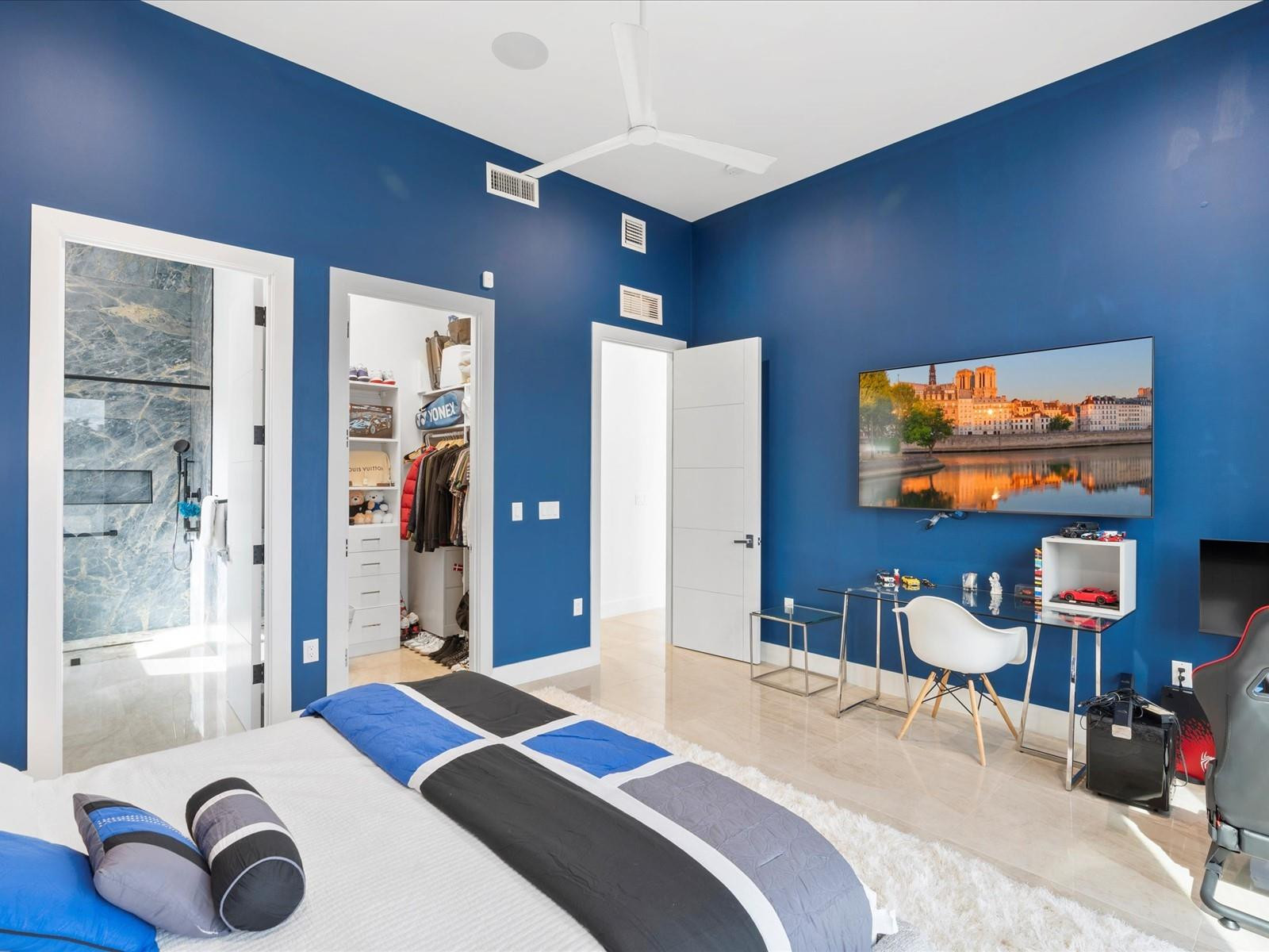 2210 Intracoastal Dr