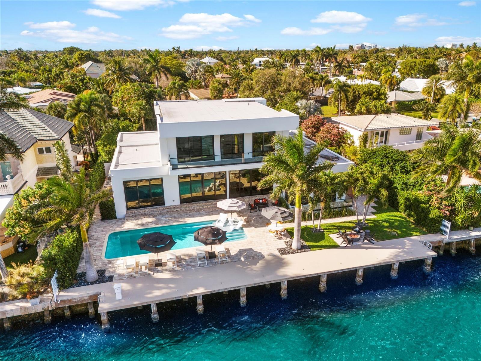 2210 Intracoastal Dr