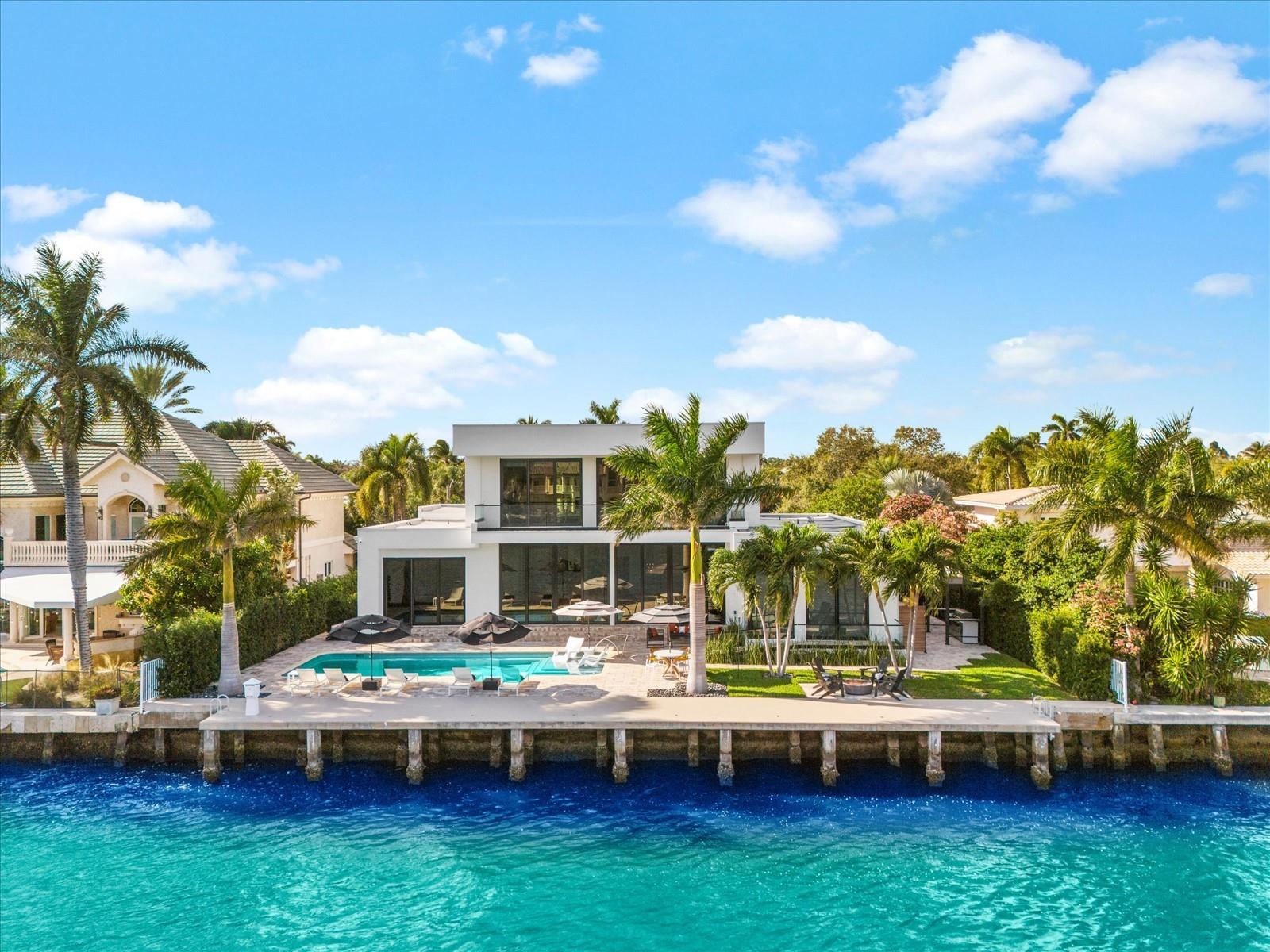 2210 Intracoastal Dr