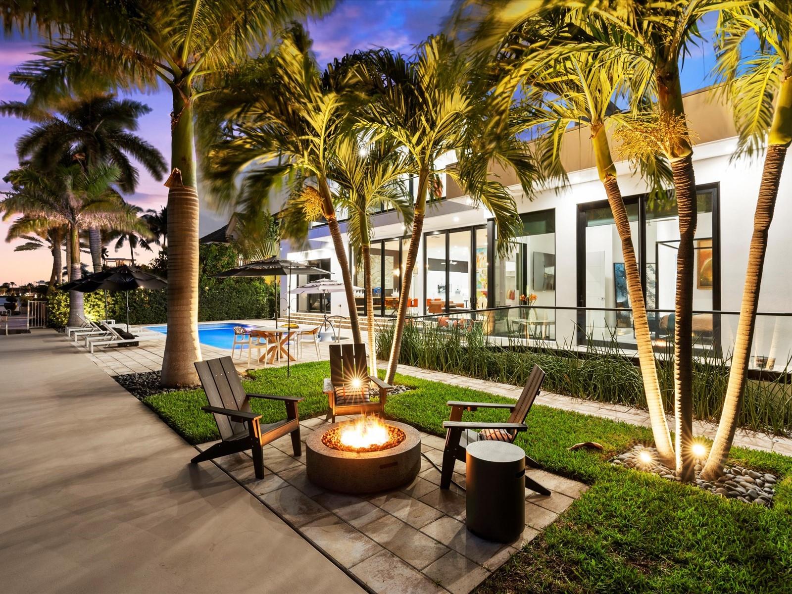 2210 Intracoastal Dr