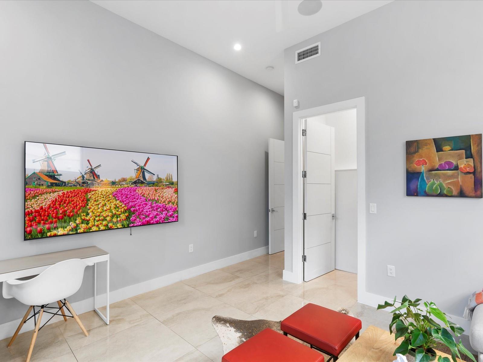 2210 Intracoastal Dr