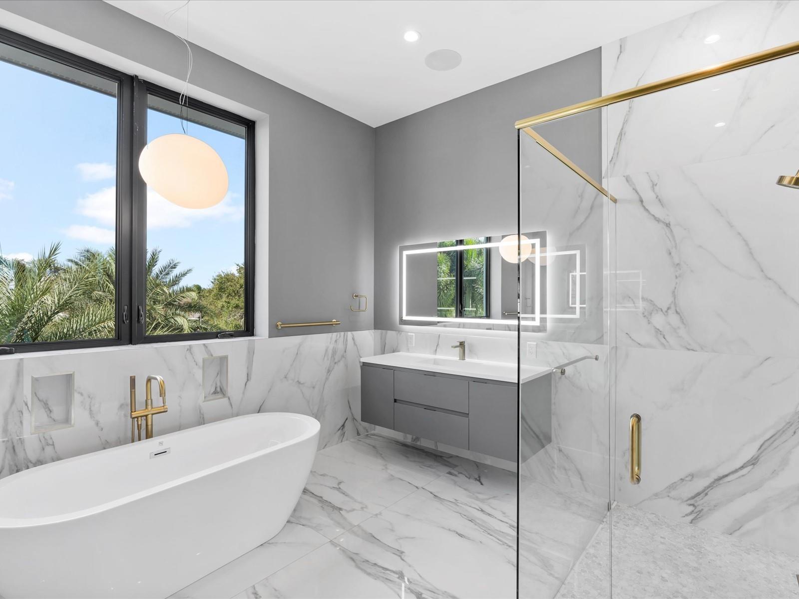 2210 Intracoastal Dr