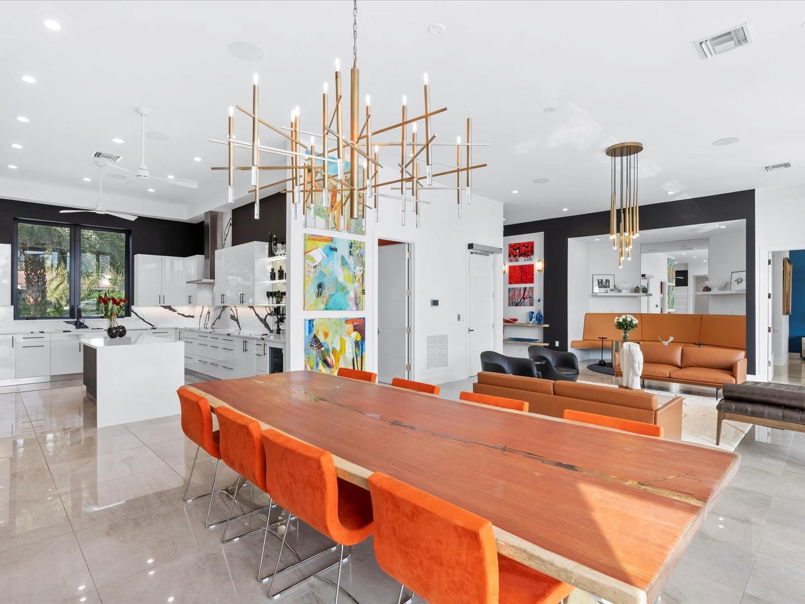 2210 Intracoastal Dr