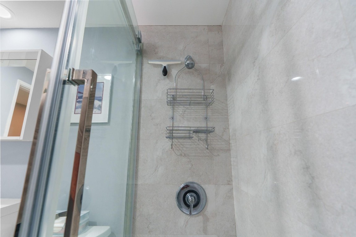 3200 NE 36th St 712A