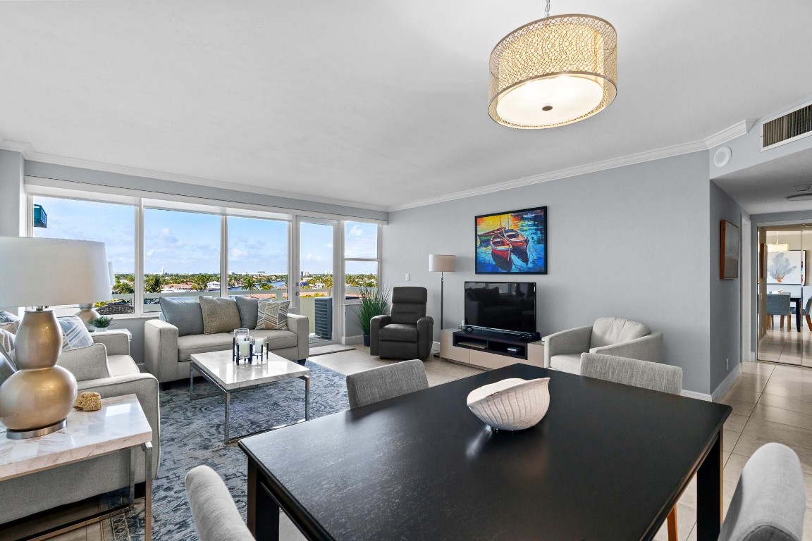 3200 NE 36th St 712A