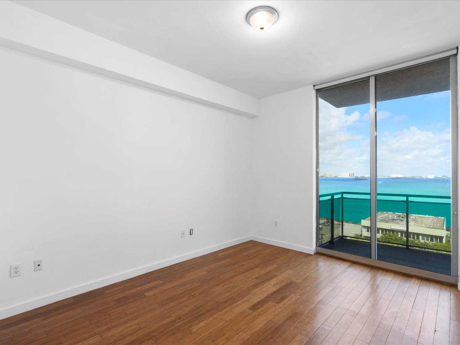 7901 Hispanola Ave 905