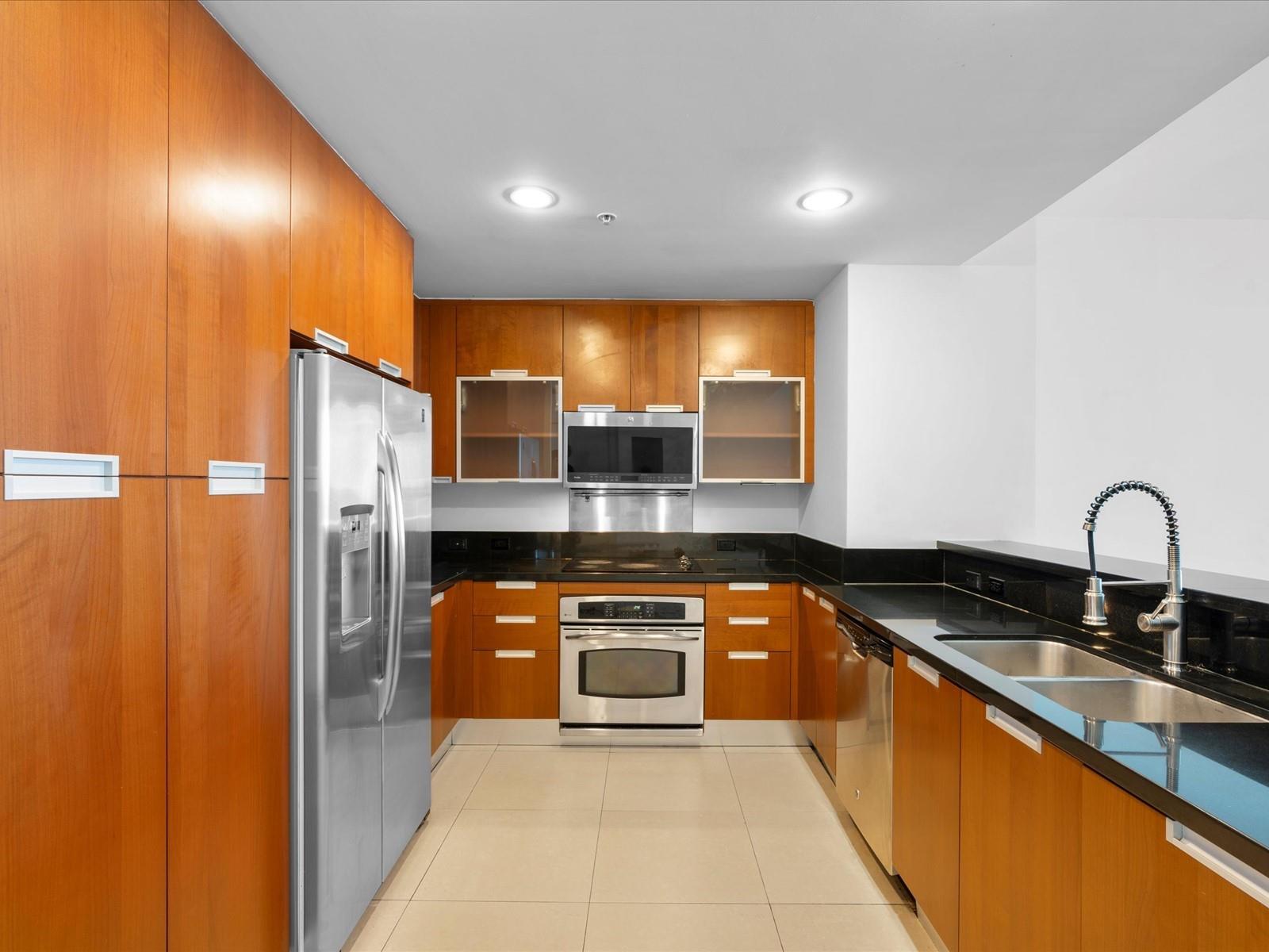 7901 Hispanola Ave 905