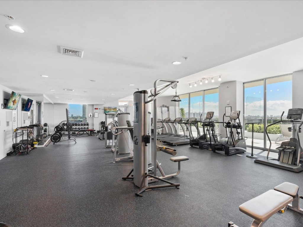 7901 Hispanola Ave 905