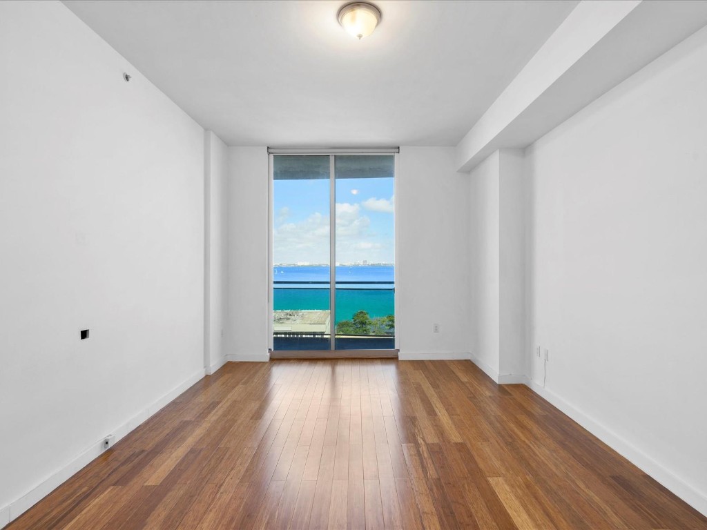 7901 Hispanola Ave 905