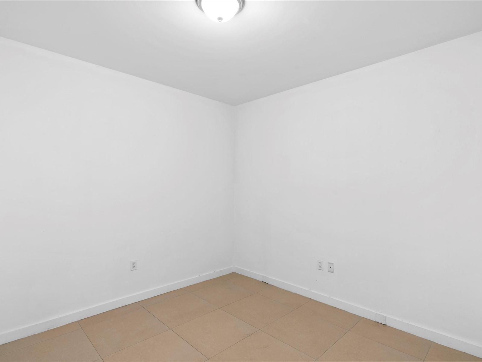 7901 Hispanola Ave 905