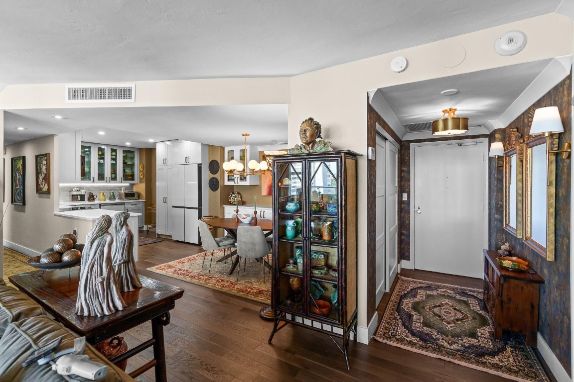 3333 NE 34th St 1101