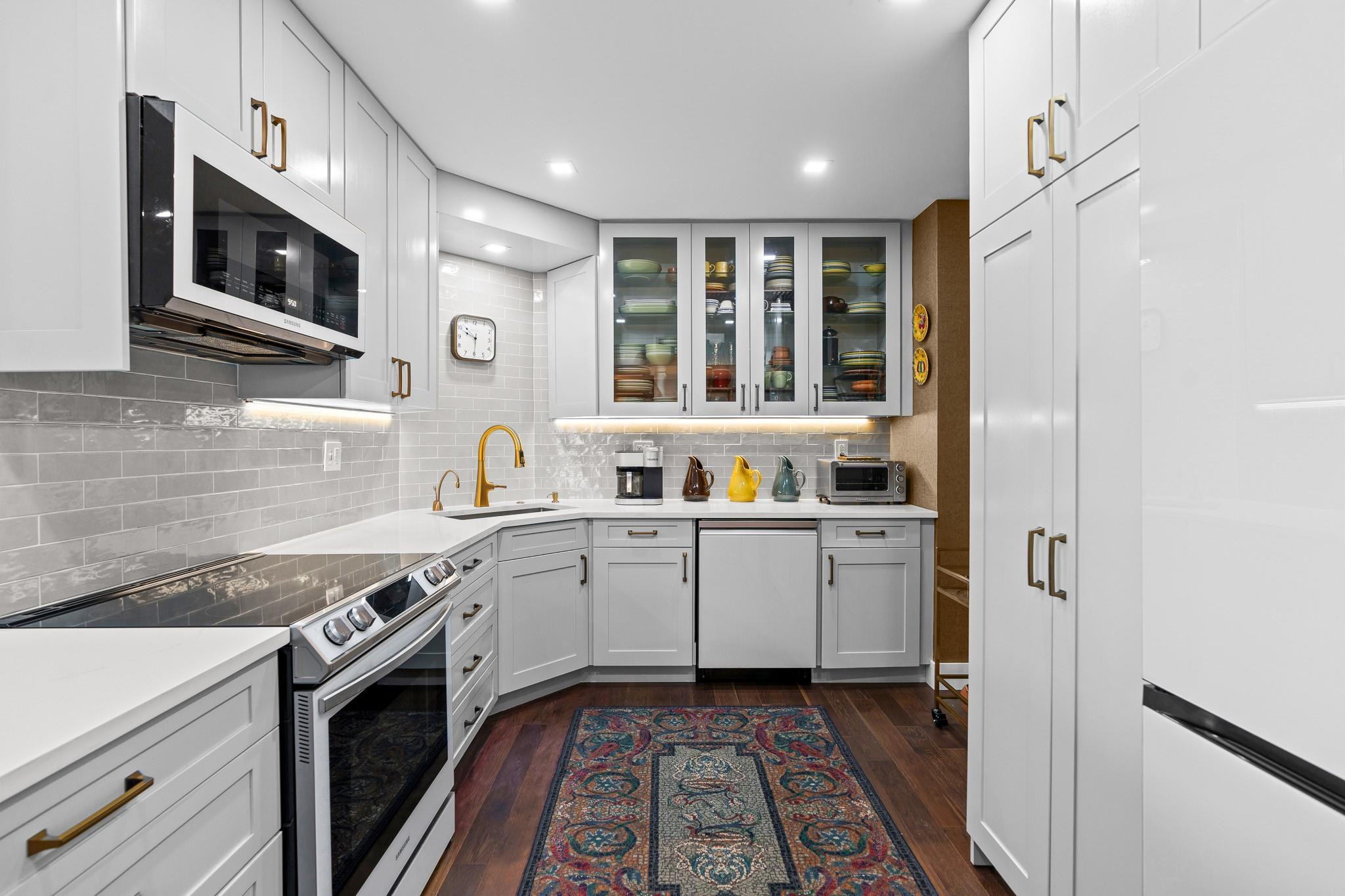 3333 NE 34th St 1101