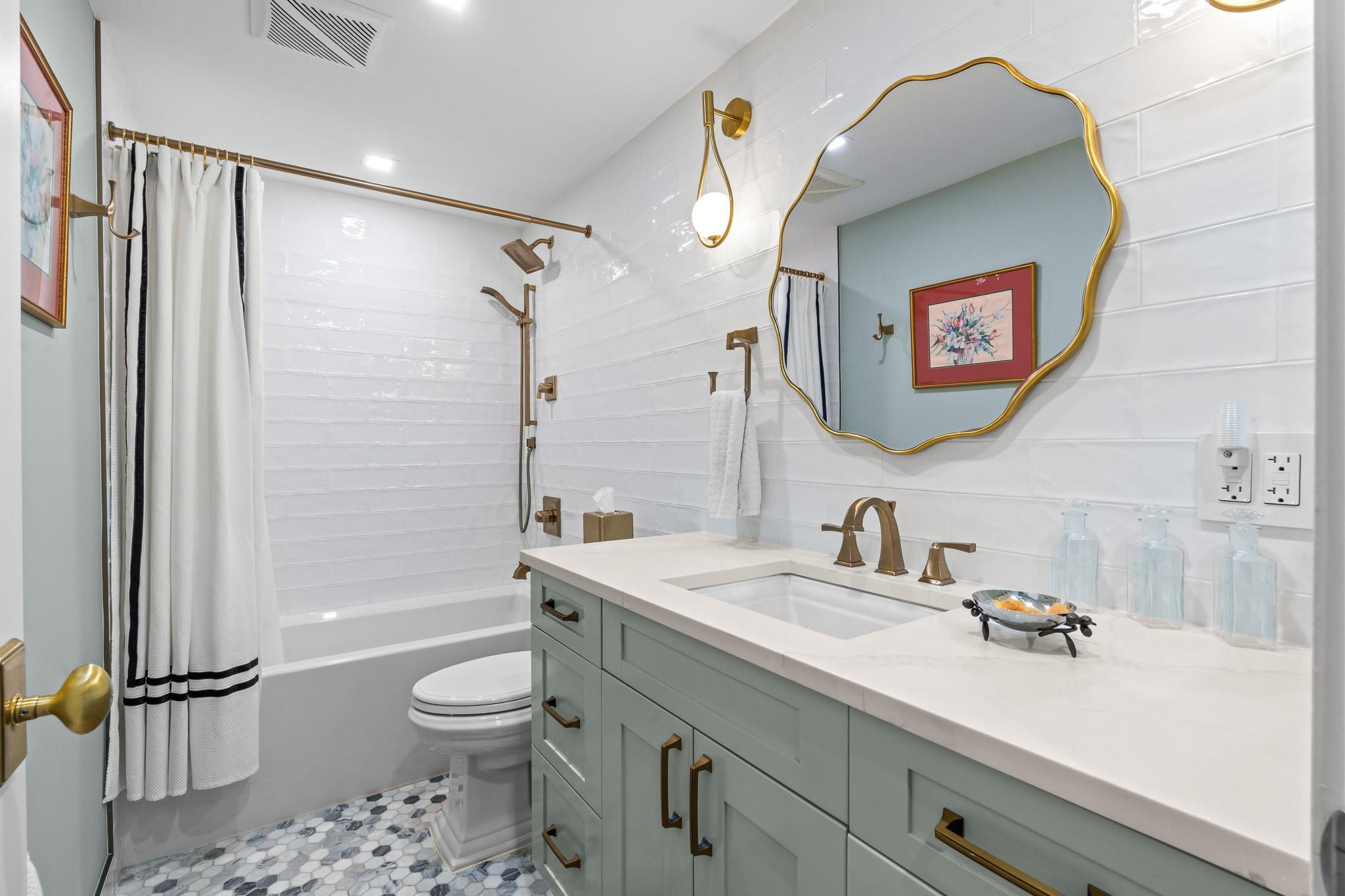 3333 NE 34th St 1101