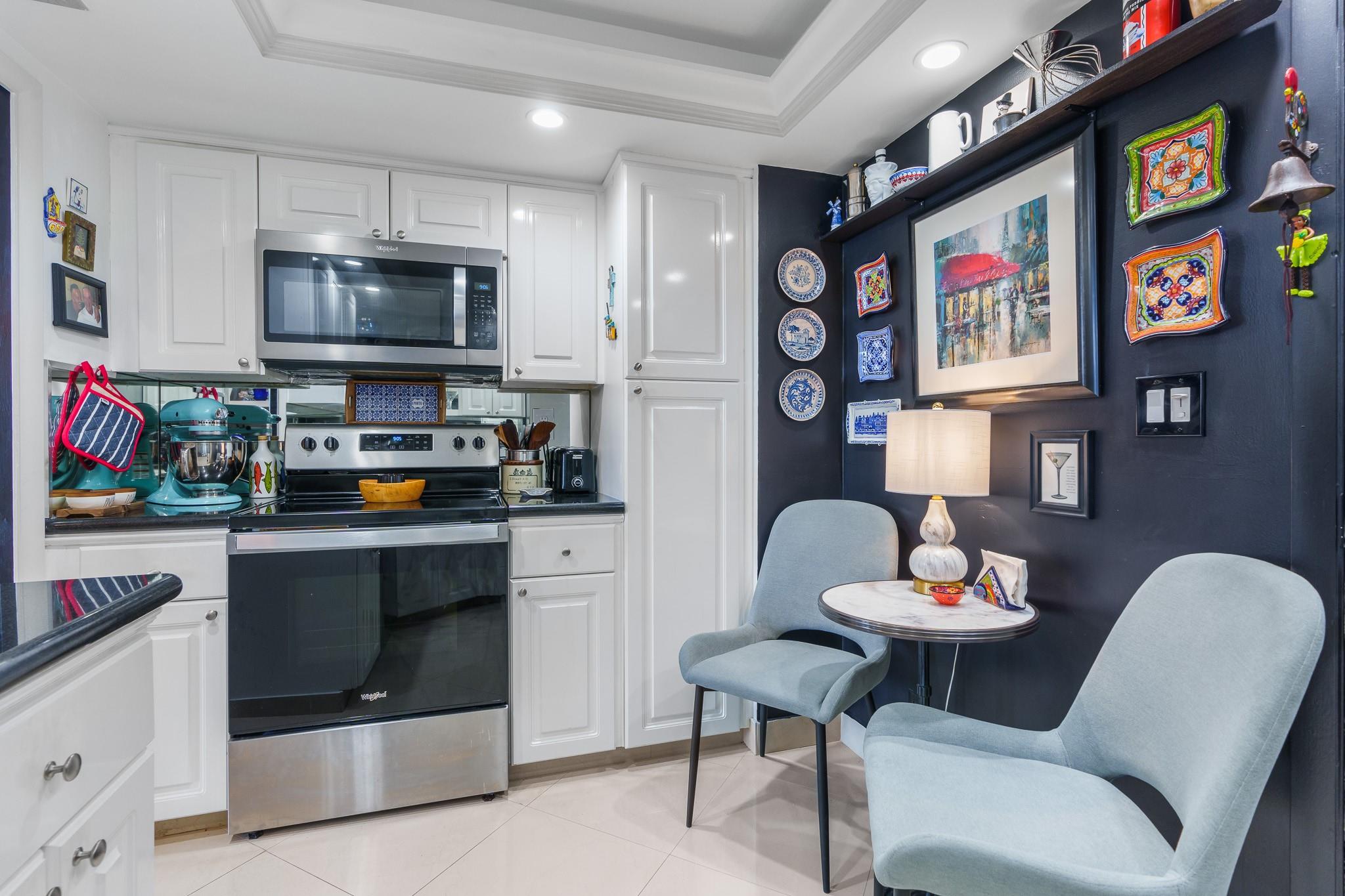 3333 NE 34th St 1611