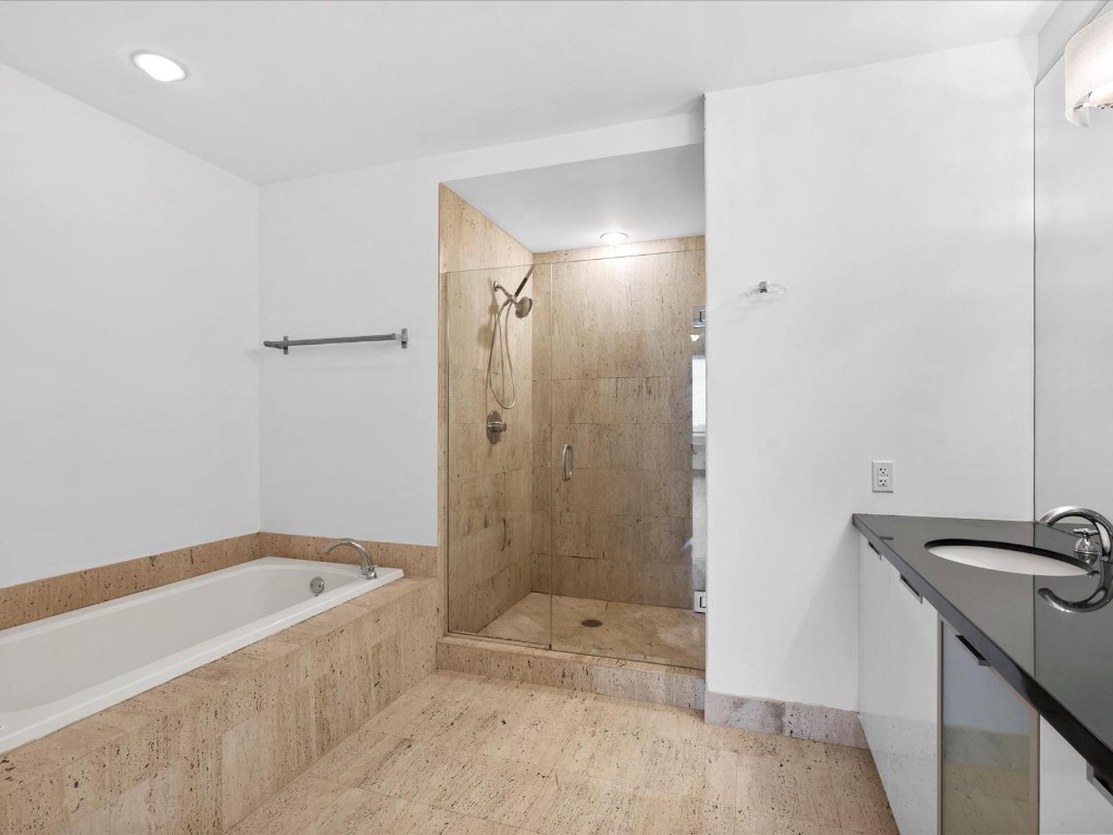 7901 Hispanola Ave 905