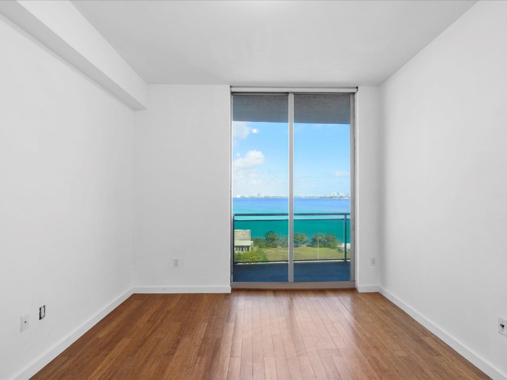 7901 Hispanola Ave 905