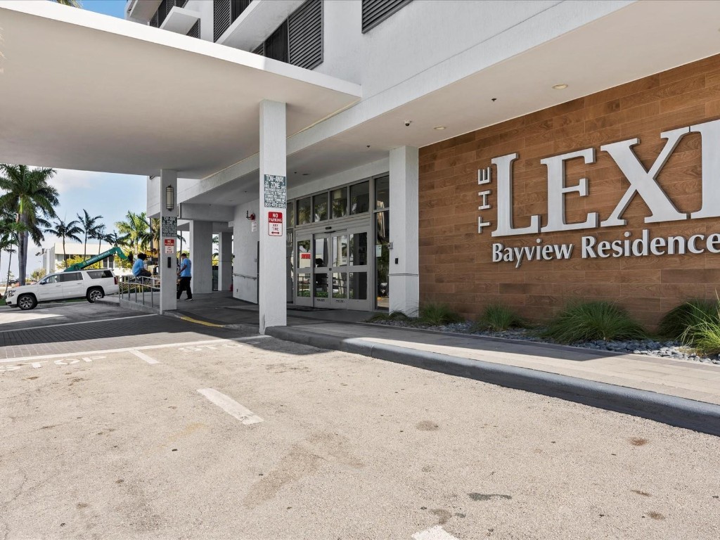 7901 Hispanola Ave 905