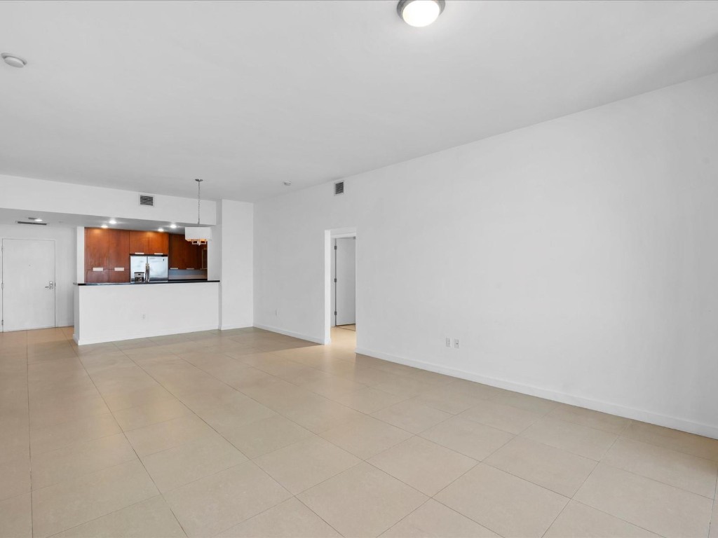 7901 Hispanola Ave 905