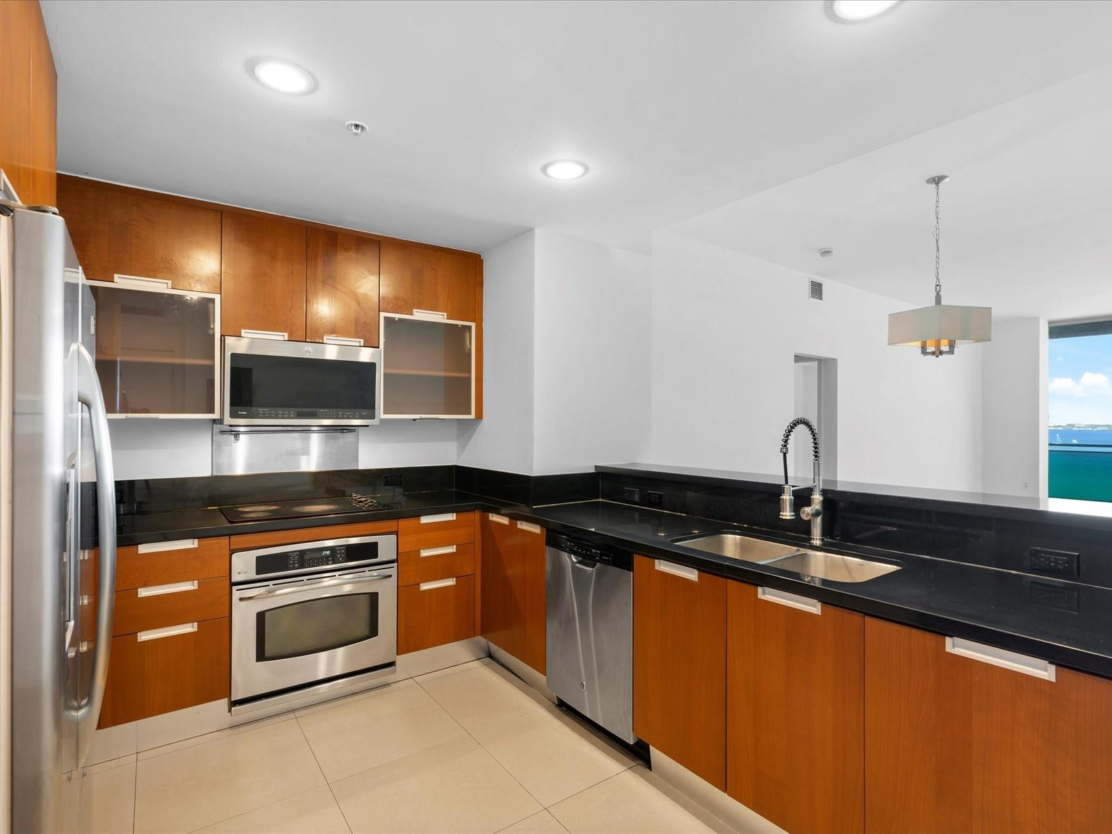 7901 Hispanola Ave 905