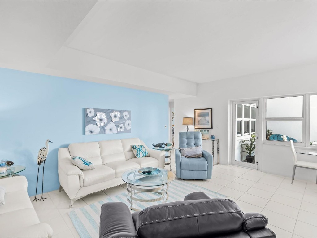 3333 NE 34th St 1712