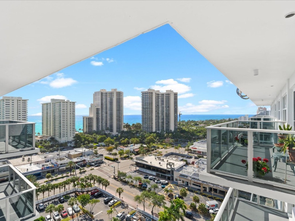 3333 NE 34th St 1712