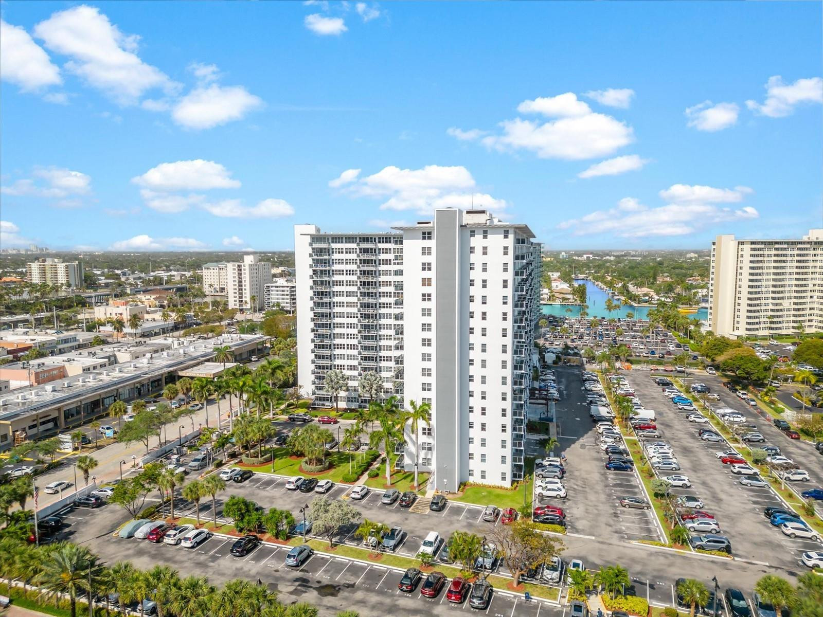 3333 NE 34th St 1712